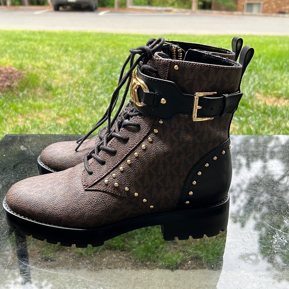 Brand new boots only worn once - Picture 2 of 5